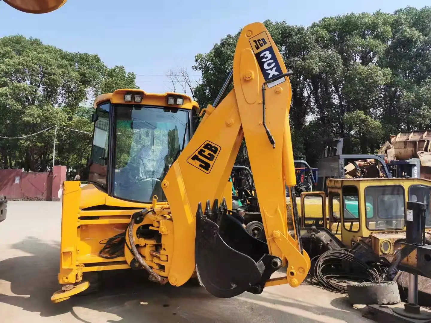 Экскаватор-погрузчик JCB 3cx 4cx для продажи хорошее состояние