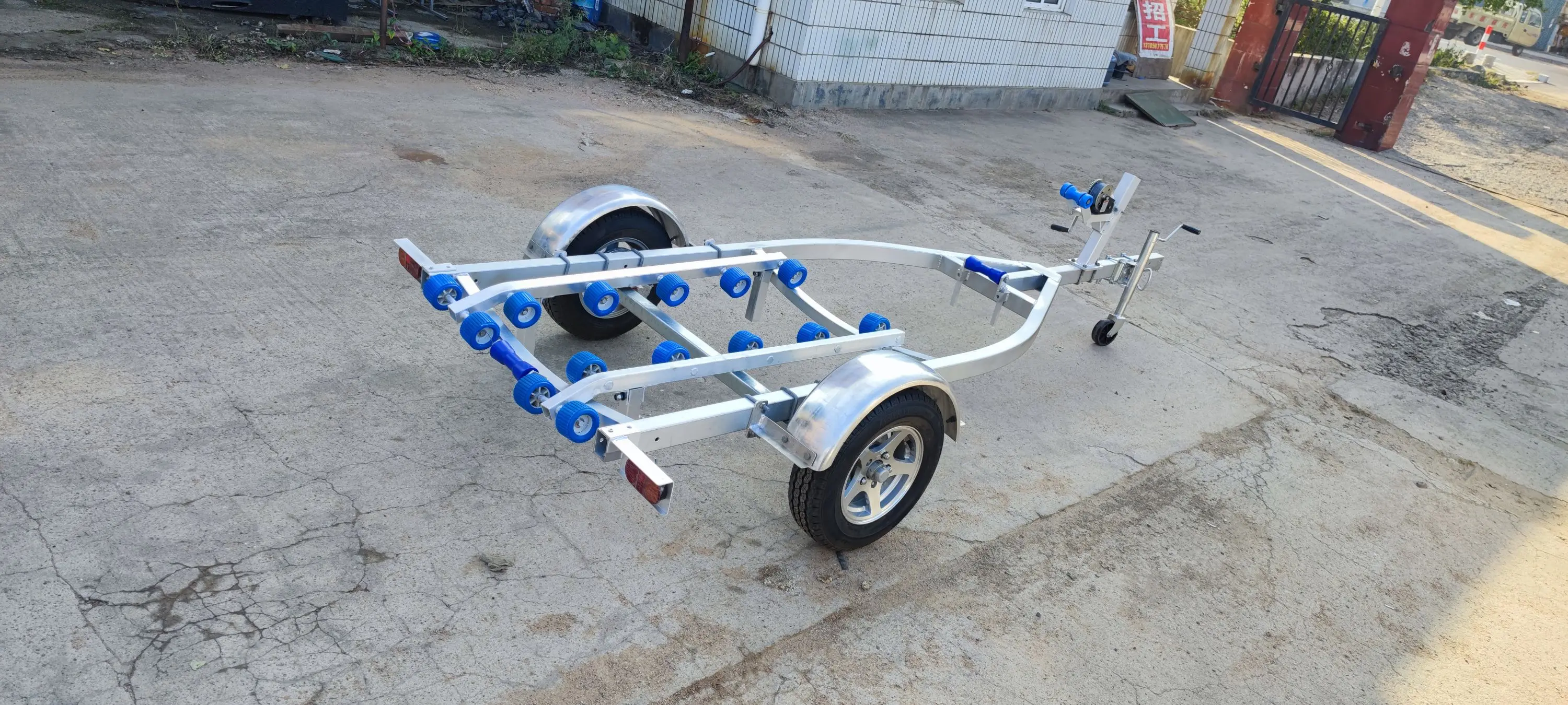 wobbly rollers single axle 12ft aluminum jet ski trailer