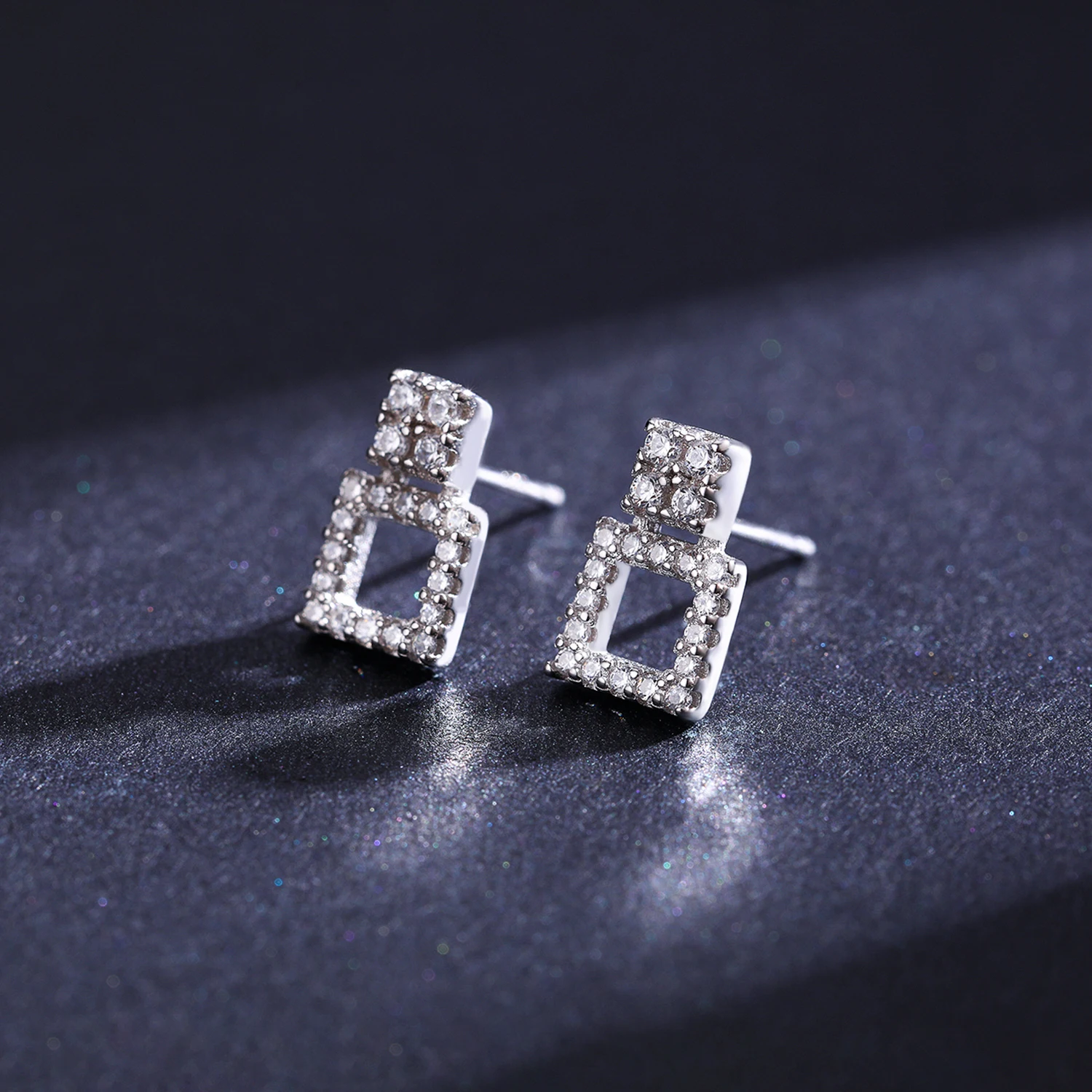 925 Sterling Silver Sparkling Cubic Zirconia Stud Earrings Delicate Geometric Office Earrings For Women Fine Jewelry Accessories
