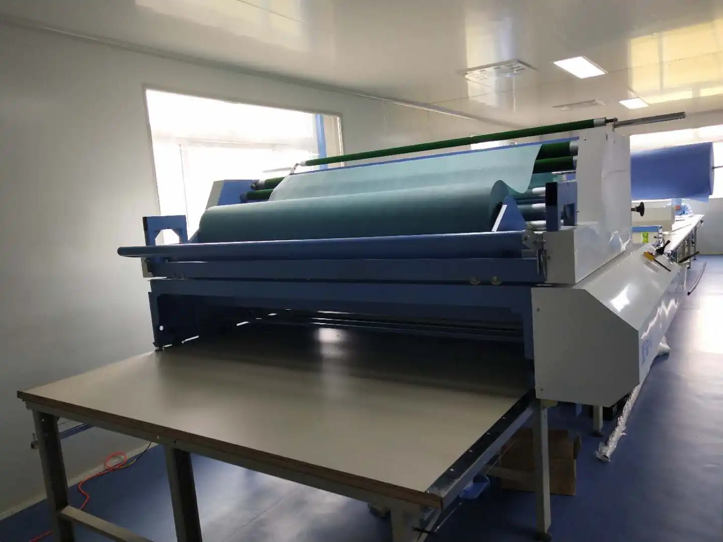 Automatic textile spreading machine/Fabric spreading machine