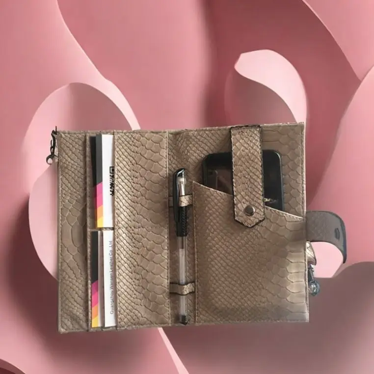 Women Leather Travel Shoulder Phone Bag Dating Phone Wallet Travel Holder Shopping Wallet 19*10*2 Cm with Pen Business