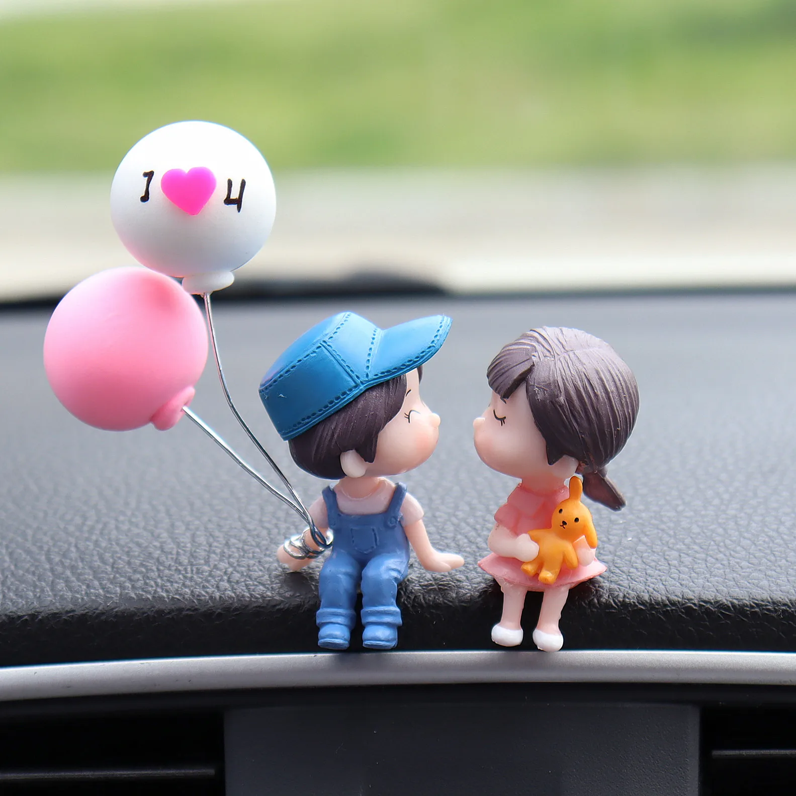 INS Wedding Christmas Gifts Interior Ornament Diffuser Cloud Flower Couple Lover Cute Balloon Car Vent Clip Decoration