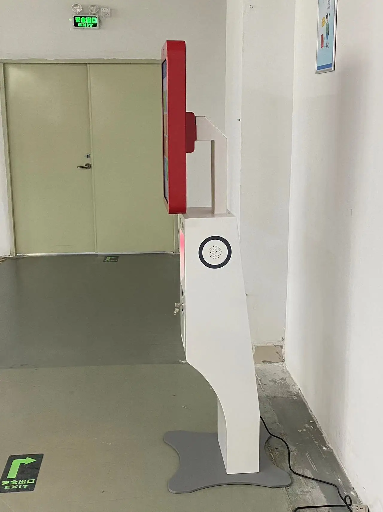 HZ customization Latest Design Touch Screen POS System Supermarket retail check out kiosk Self Pay Machine ordering kiosk