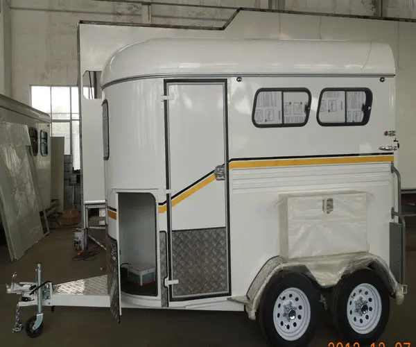 Deluxe Camping Horse Float Horse Trailer 2 Horse Saddle Box