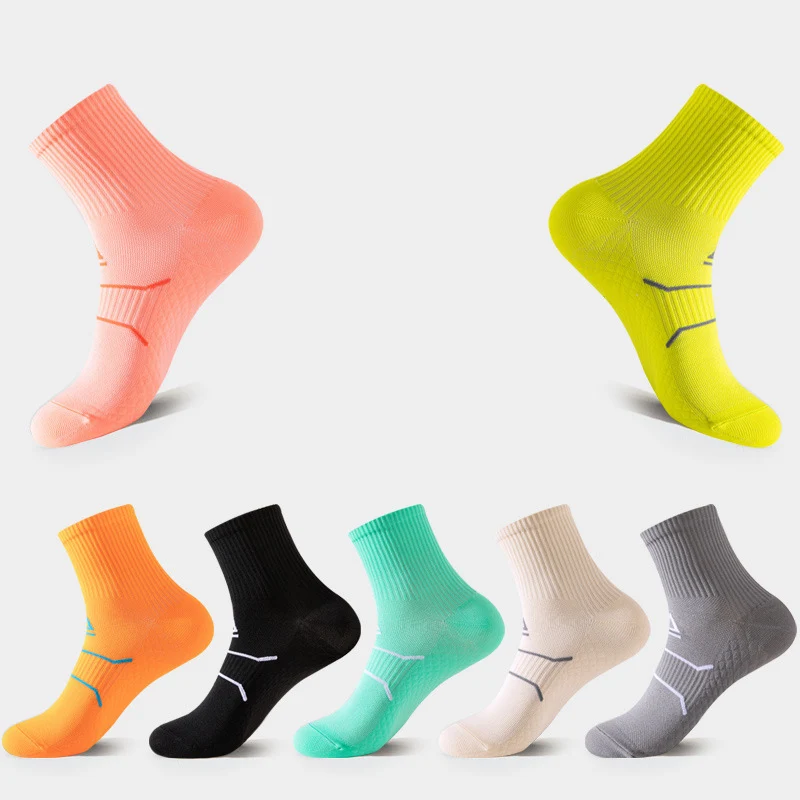 Manufacturer Fashion Solid Color Badminton Compression Athletic Men Custom Your Own Logo Cycling Running Quarter Sports Socks
