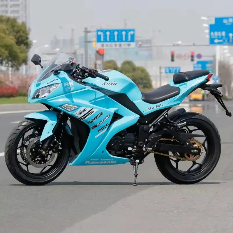 Hot factory price Outdoor 200cc 400cc four-stroke twin-cylinder street motorcycle racing gasoline motorcycle