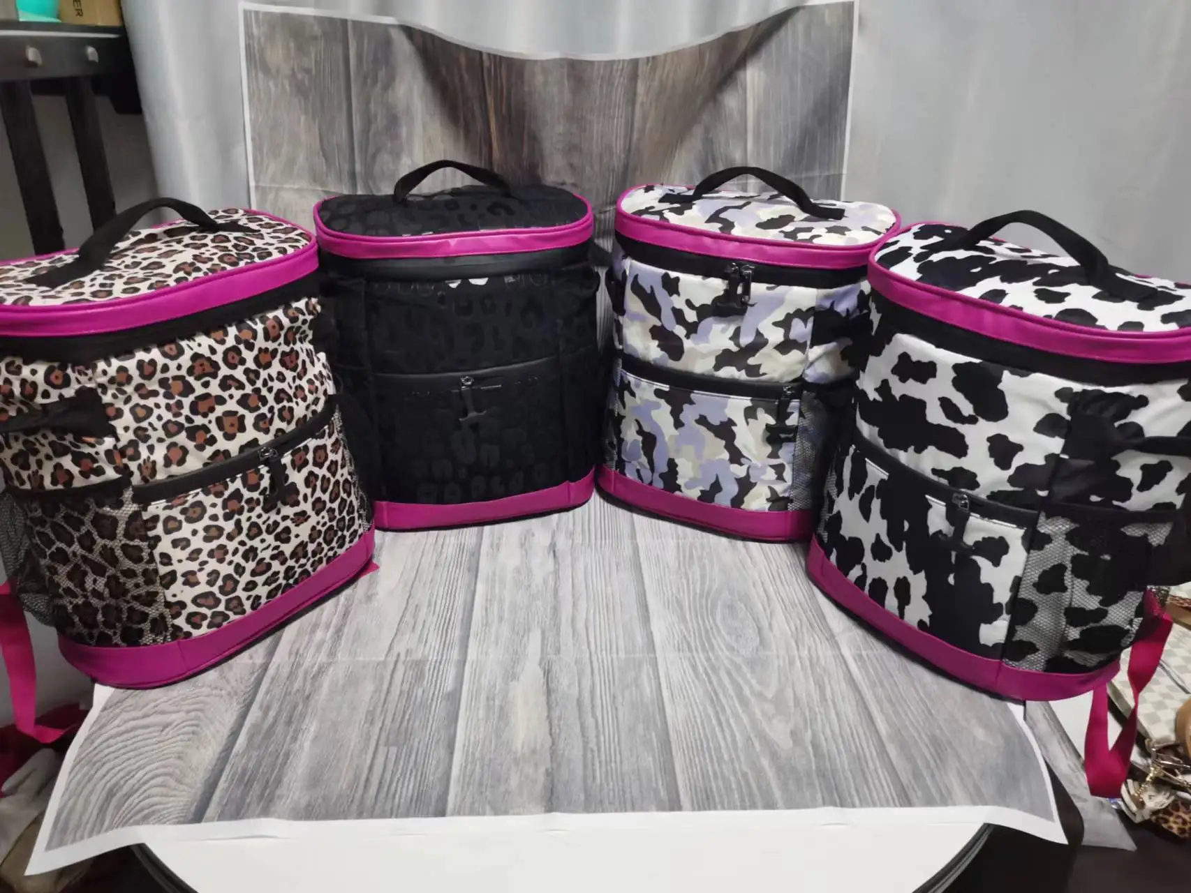 Cooler Backpack Leakproof Soft Cooler Bag Lightweight Backpack Cooler for Picnic Fishing Hiking Camping Park Beach DMA62003