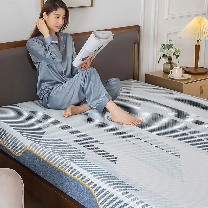 Китайский матрас Matelas 140x190 с пружиной из пены эффектом памяти в коробке