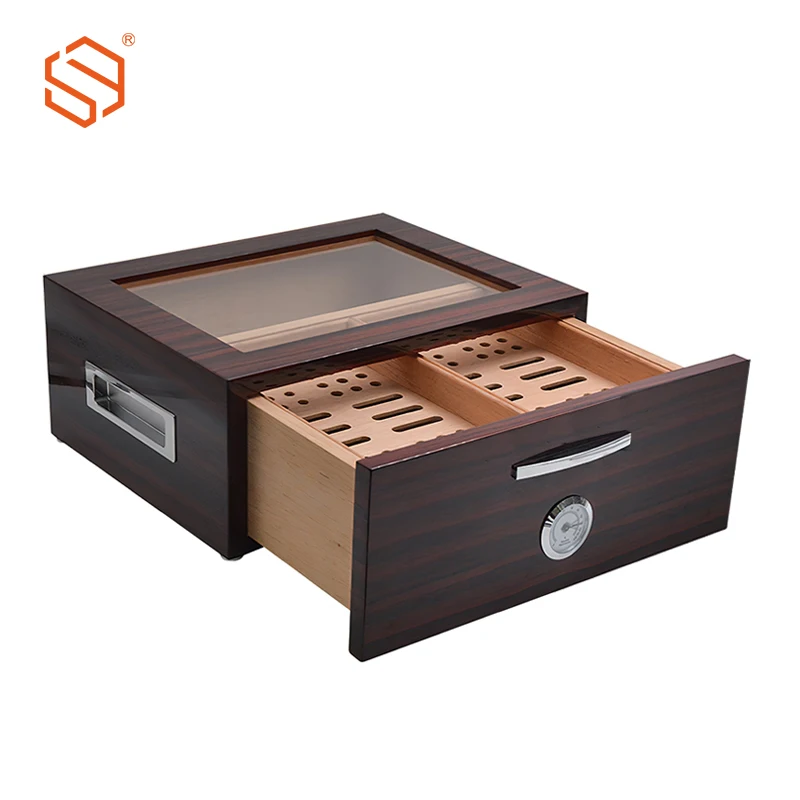 Custom cedar humidor wood cigar box packaging