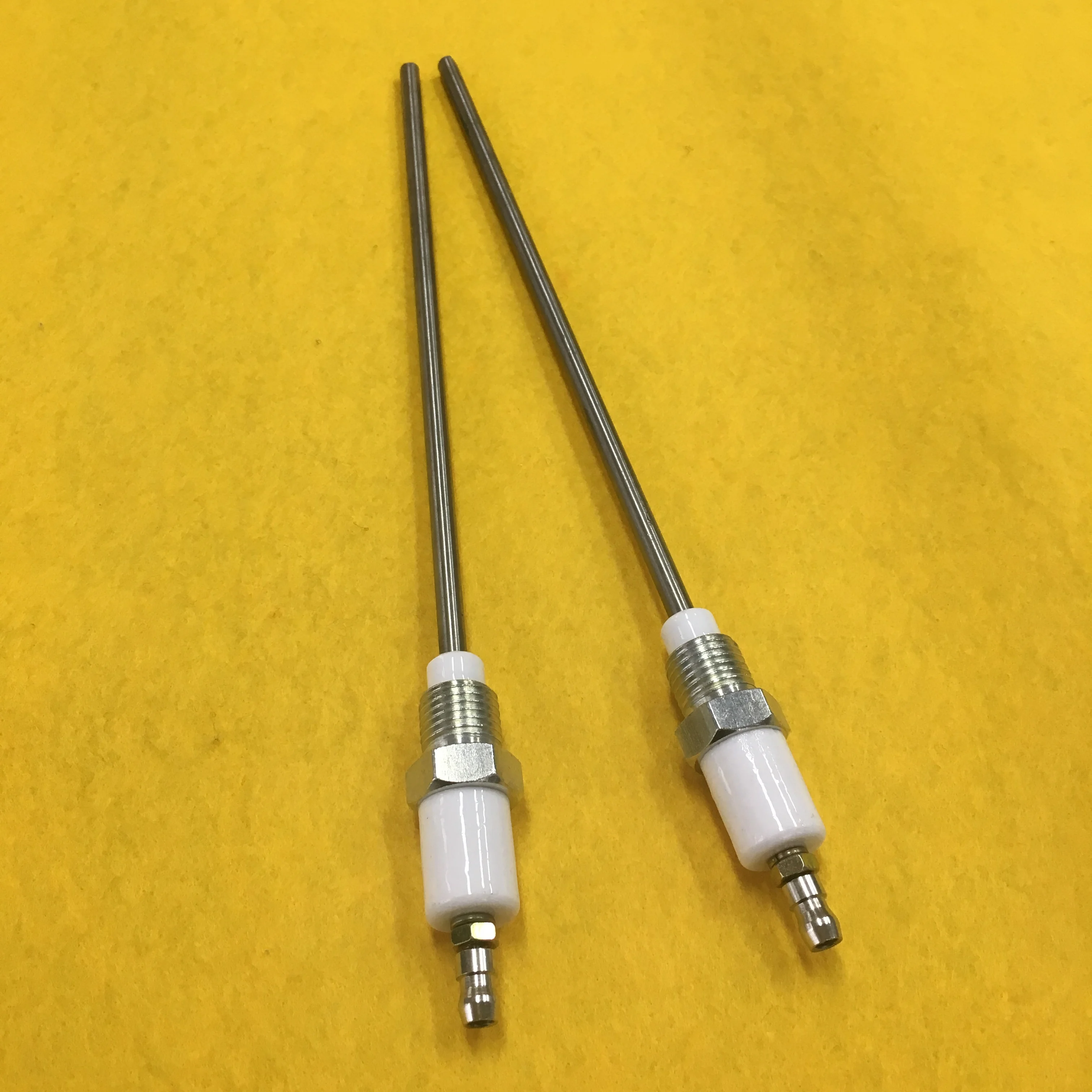 BERU ZE 14-12-100 A1 Thread M 14X1.25 Length 100mm Ceramic Spark