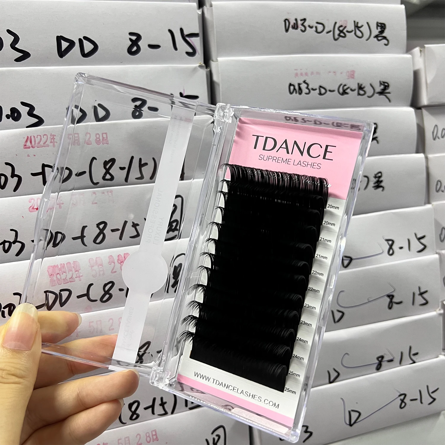 Hot sale high quality wholesale 0.03 eyelash professional volume eyelash extension eye lashes premium