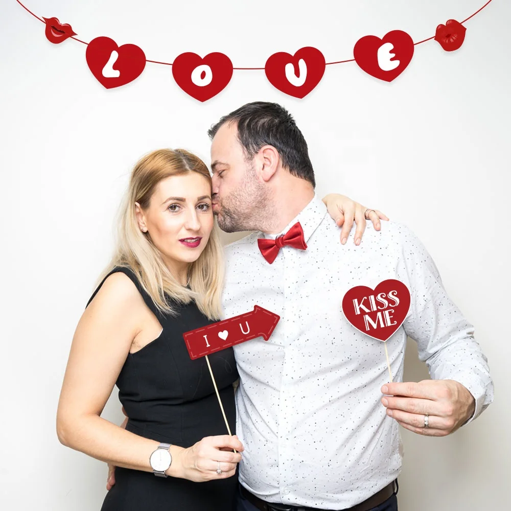 YISHU valentines day photo booth props DIY 42 packs party props valentines photo booth with bamboo stick