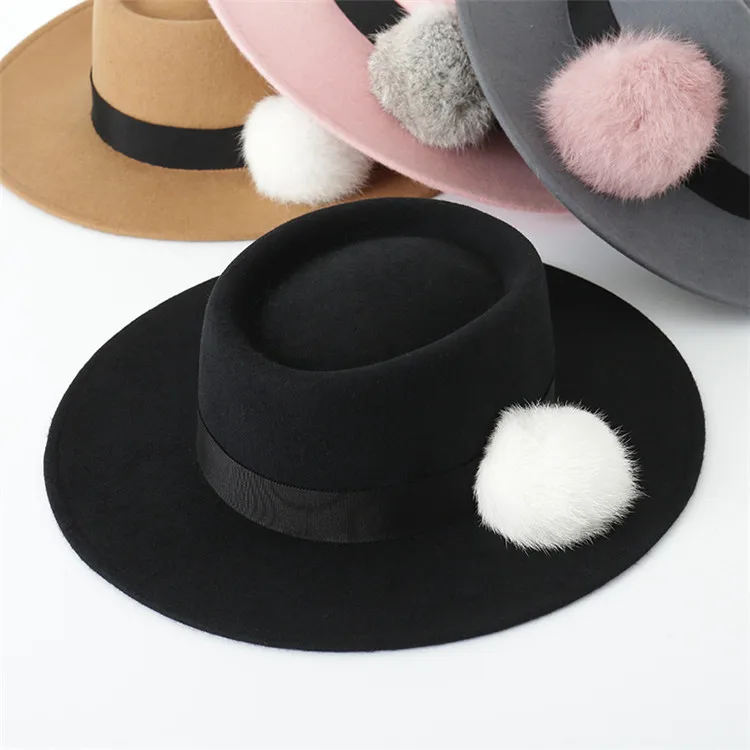 X1270 Unisex British Hats New Rabbit Fur Ball Decorative Wool Flat Hats Ladies Fashion Big Eaves Felt Flat Top Caps Fascinator
