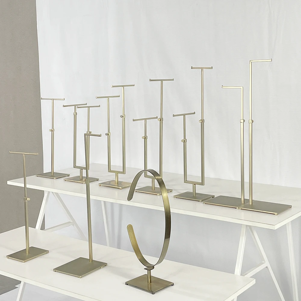 High Quality Luxury Rose Gold Silver Metal Shoe Display Stand Adjustable Stainless Steel Shoe Display Racks Custom Shoe Holder