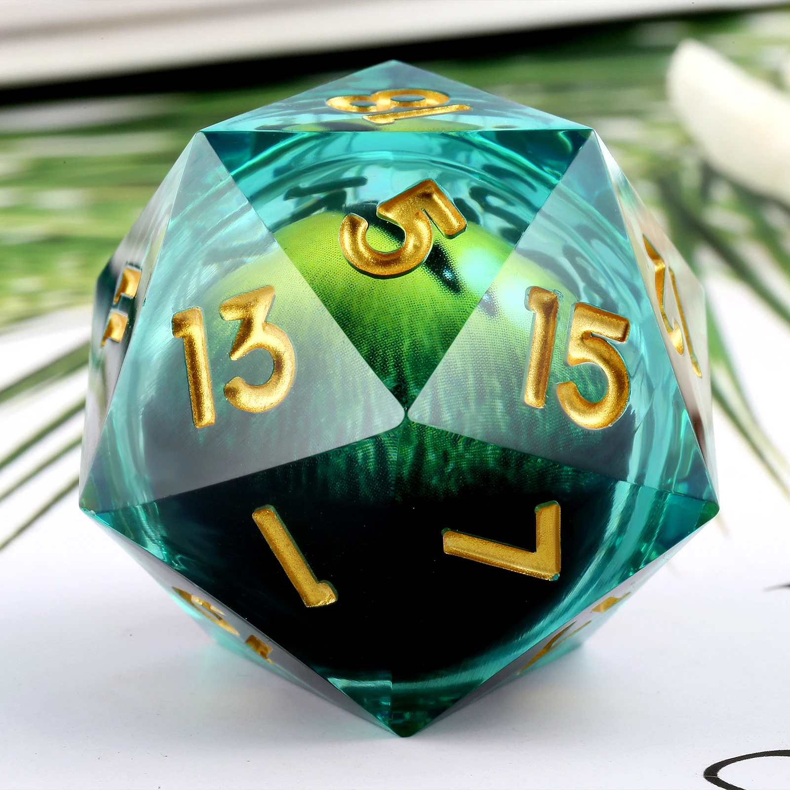 33mm Large Floating eyeball D20 Dice Set Dragon Eye Dice D20 Sharp Edge Liquid 20 Sided Bulk Dice Resin for RPG Games