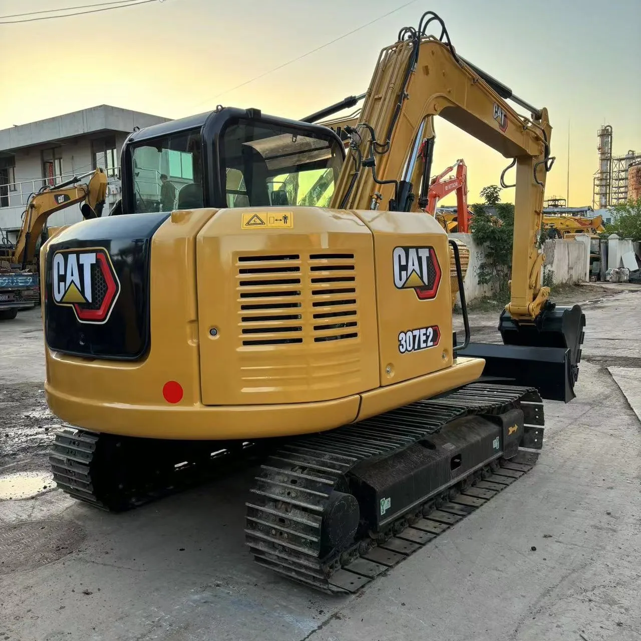 Экскаватор caterpillar 307e 7 тонн б/у 2023 год Гусеничный мини-экскаватор carter 307e2
