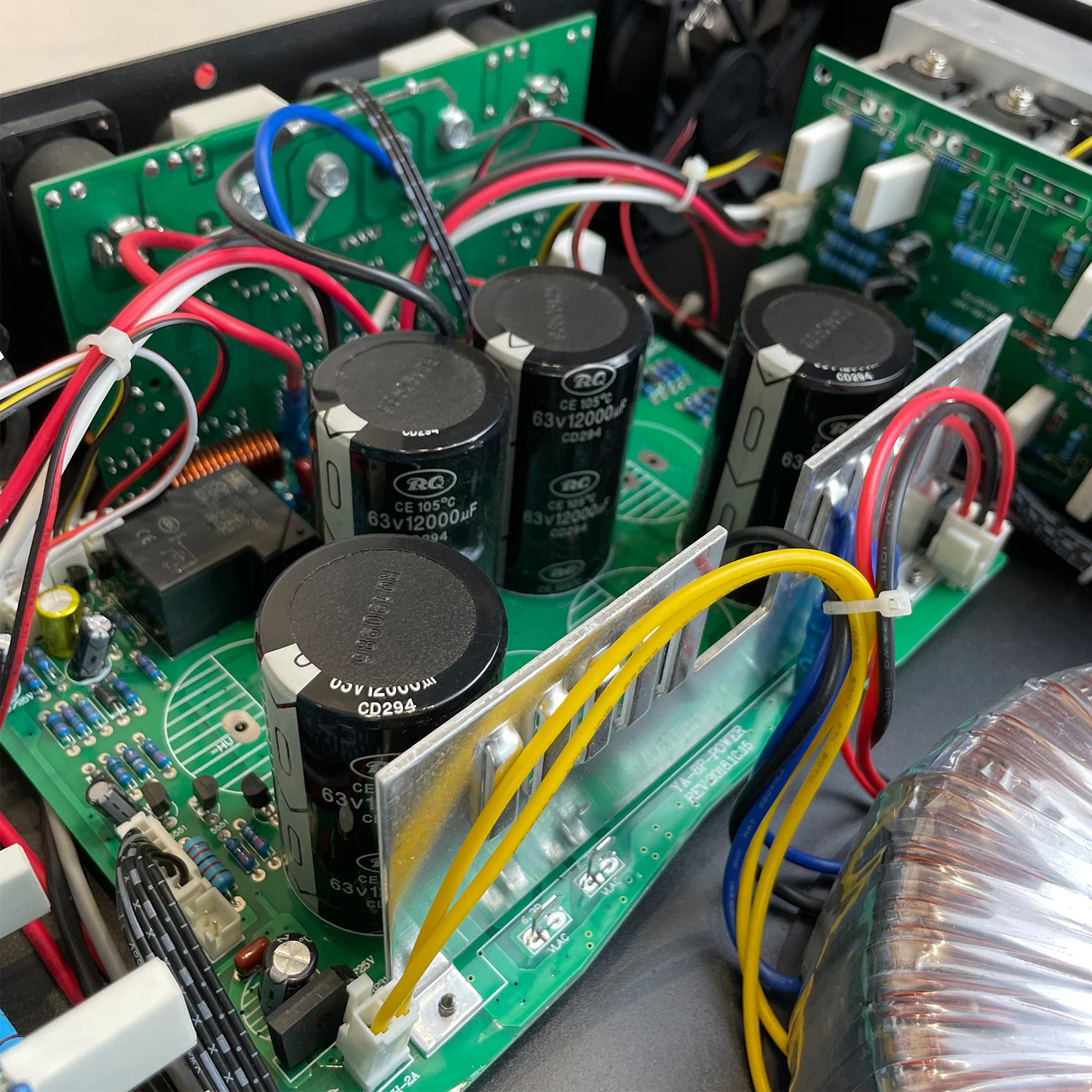 Professional CS2000  Power Amplifier audio power amplifier for stage performance