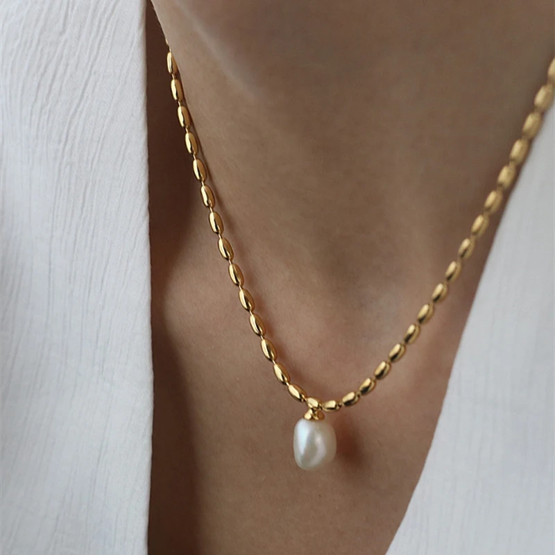 Designer 18K Gold Plated Rice Beads Chian Choker Necklace For Women Dainty Real Freshwater Pearl Pendant Necklace