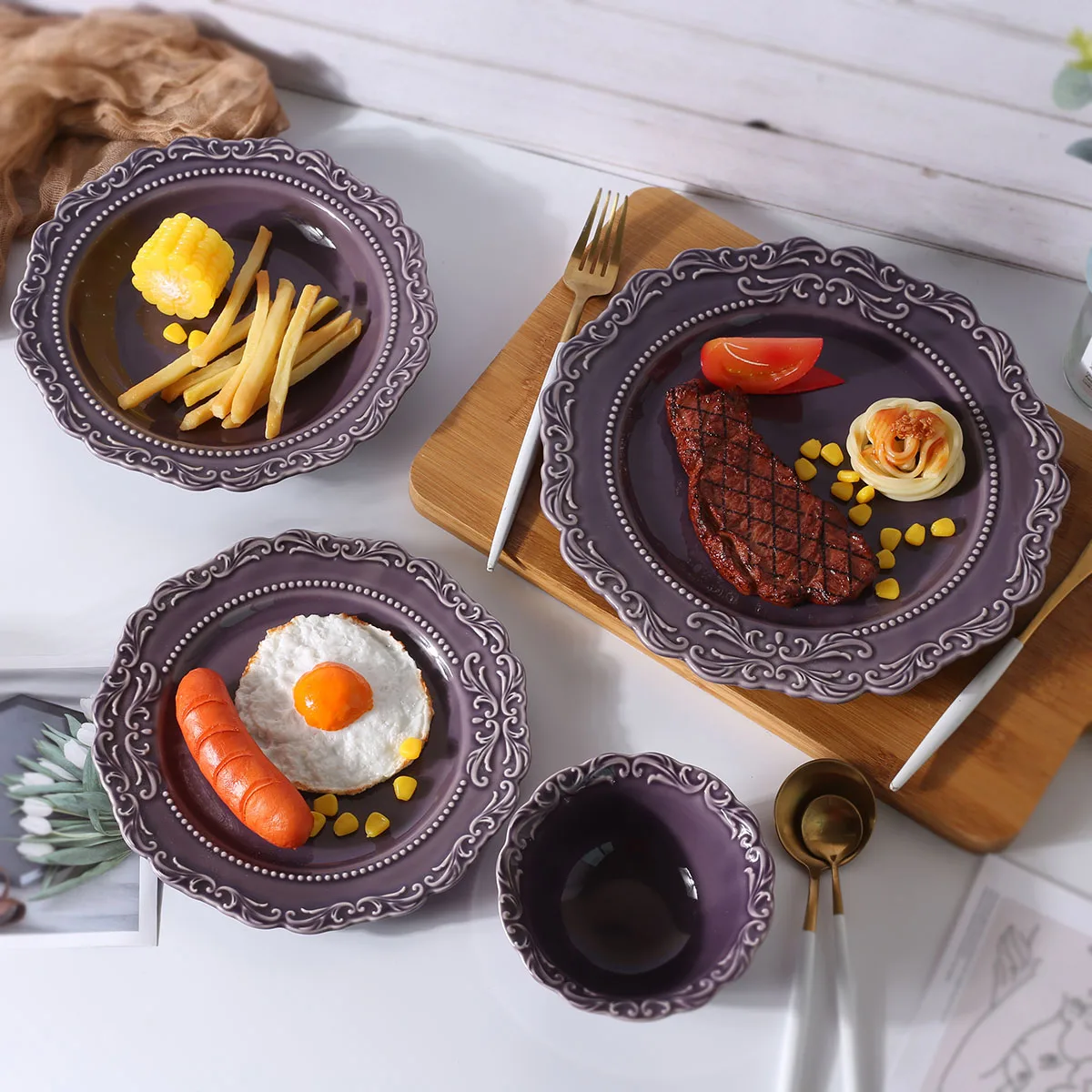 Wholesale Fancy Design Ceramic Bowl Restaurant Royal Luxury Embossed Purple Salad Soup Bowls