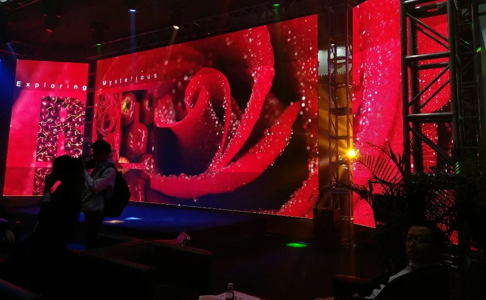 500x500mm Indoor Outdoor Giant Stage Background xxxx Led Video Wall 2.976 3.91 P4.81 Seamless Splicing Rental LED Display Screen