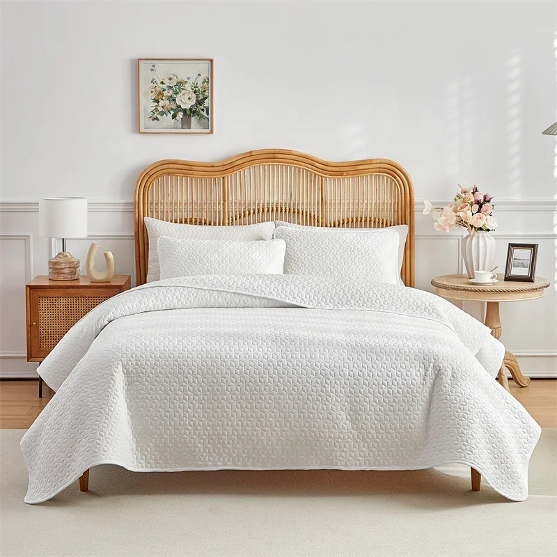 White Petal Bedspread Set King Size 3pcs Microfiber Patchwork Quilts Bed Sheet With Pillowcase Home Hotel Brushed Bedclothes
