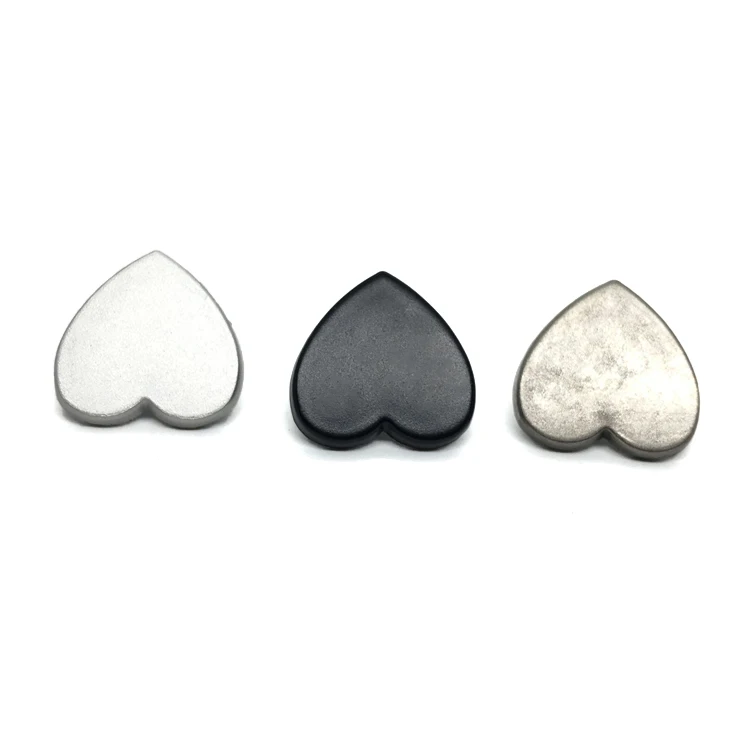 Sewing Button for Clothes Heart Shape Metal Button Plating Zinc Alloy Custom Private Logo Metal Beautiful Fashion Shank Round
