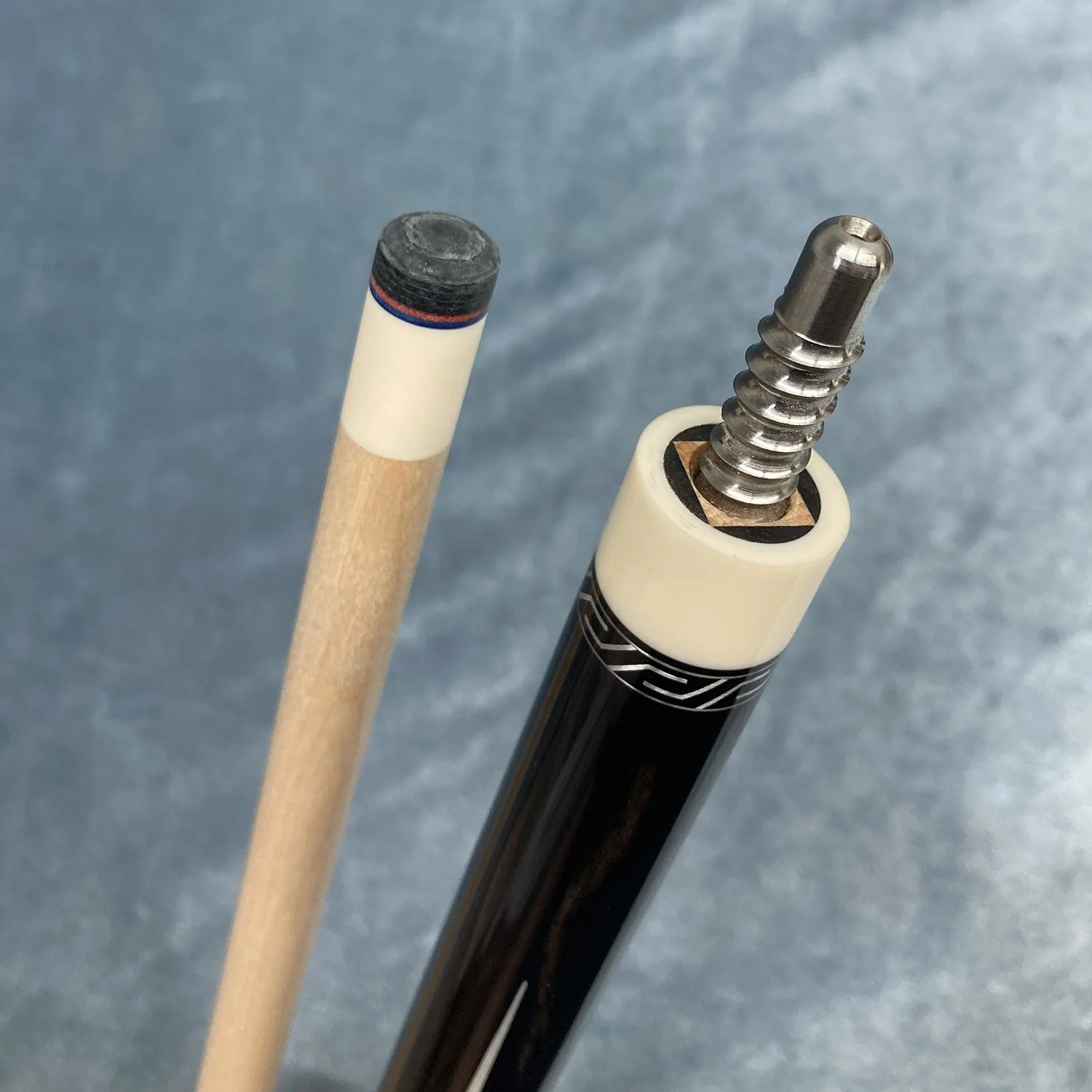 58 inch 2-pc Handmade engraved maple inlay billiard cue stick