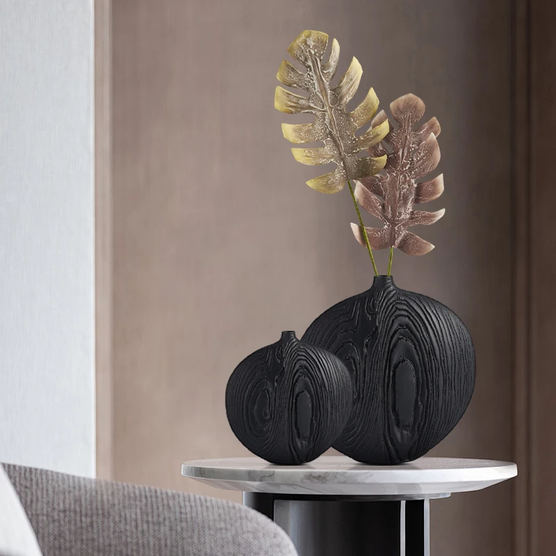 Redeco Customized Art Nordic Vase Deco Frosted Matte Black Shaped Ceramic Dried Flower Vase For Hotel Home Office Decor