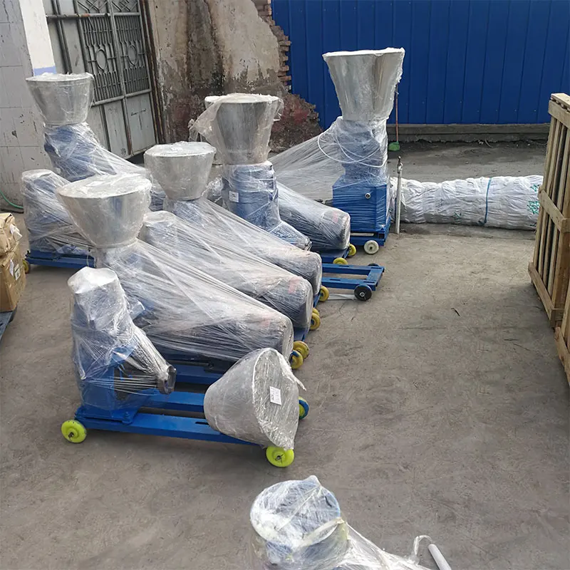 Young Bamboo Feed Pellet Granulator Machine Animal Feed Pellet Milling Machine For Chicken Pig Rabbit Food