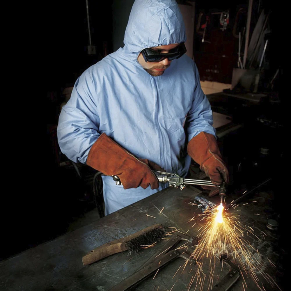 PPE COVERALL Type 5/6 Sparks and flame protective clothing Disposable Flame Resistant Clothing