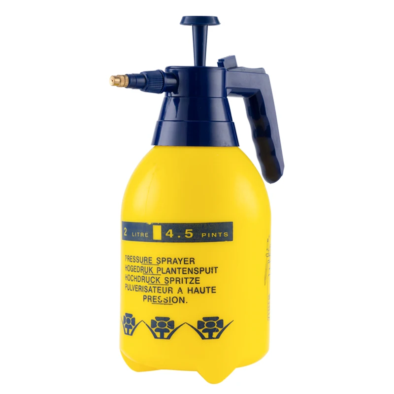 Adjustable Nozzle 70 Ounce Farm and Field Hand Sprayer With Ergonomic Handle