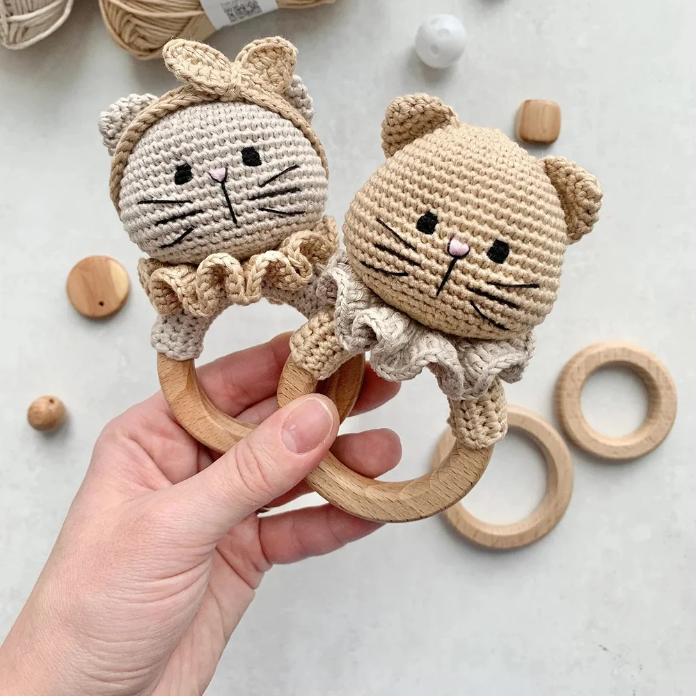 Детская погремушка кошка крючком с деревянным кольцом игрушка для новорожденных