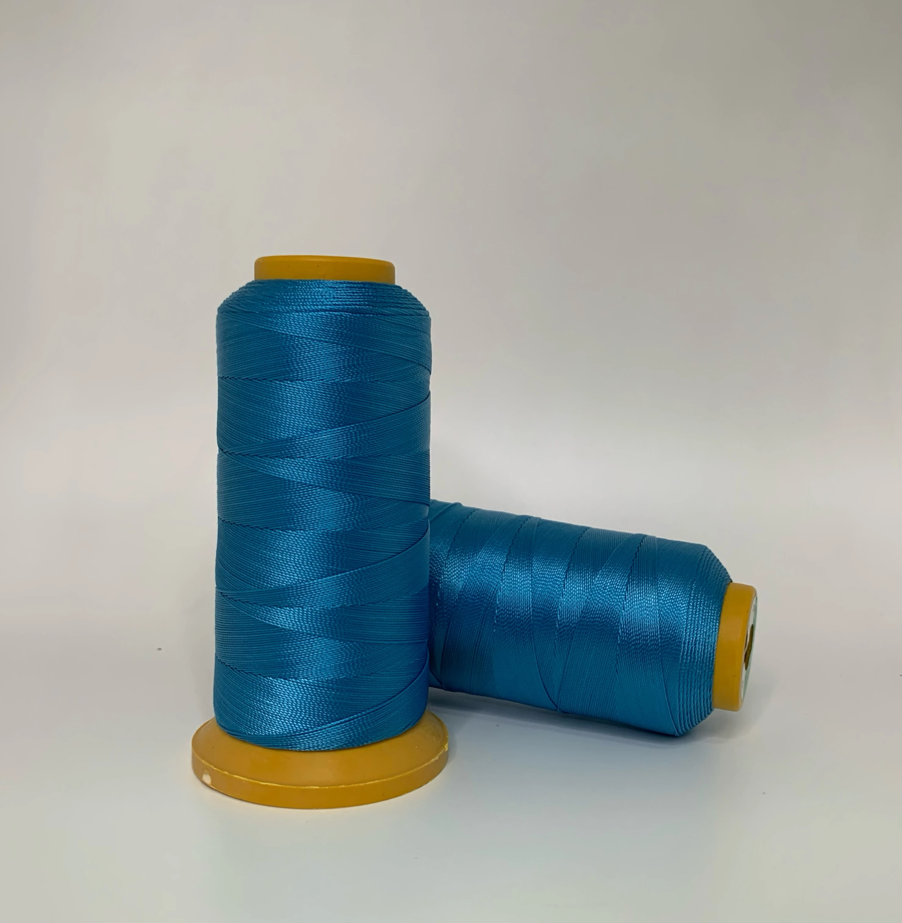 China Sewing Thread Supplier Wholesale Cheap Sewing Thread Bonded Bulk Embroidery Sewing Thread
