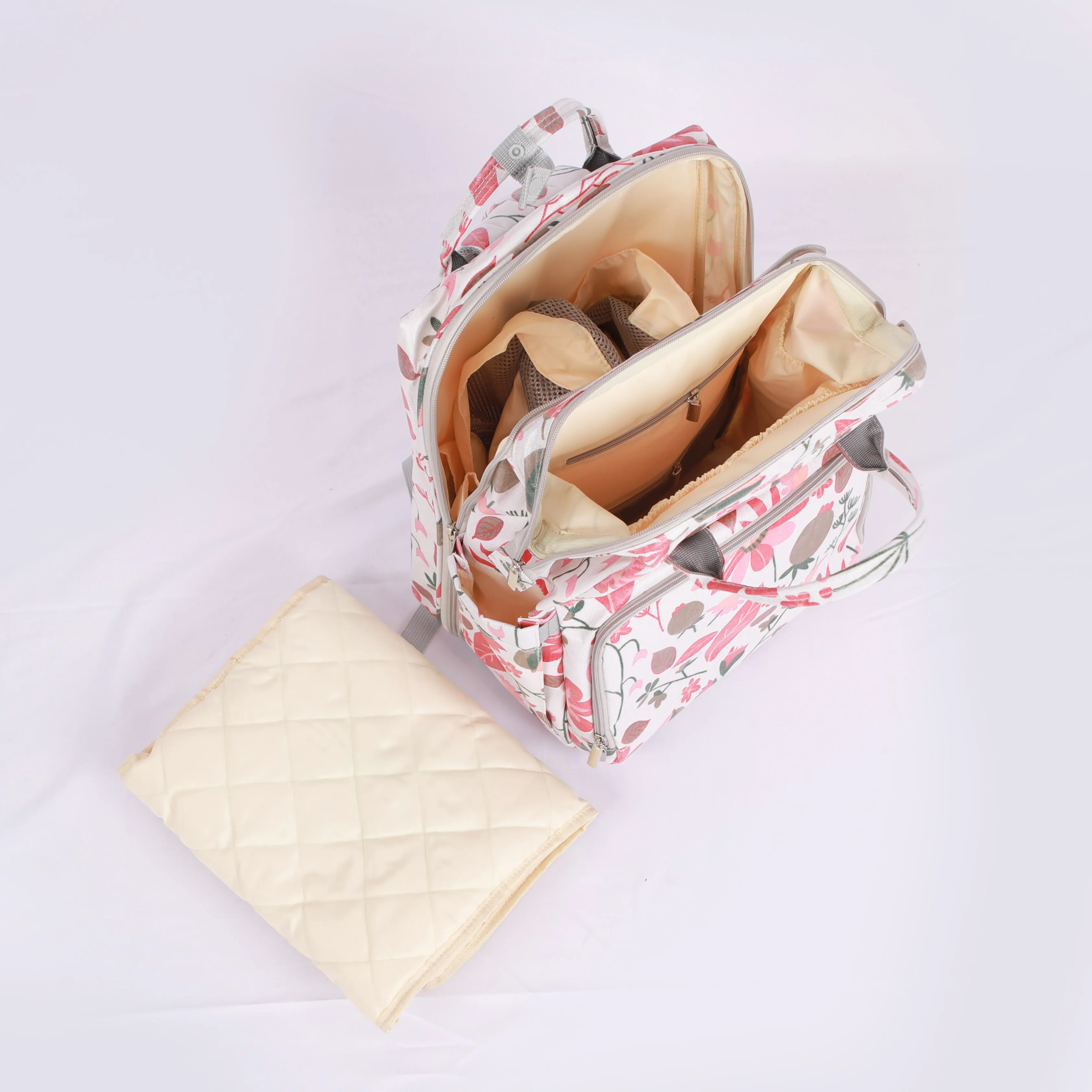 Promotional Various Durable Using Baby Supplies Baby Bags Set Mummy Travel Nappy