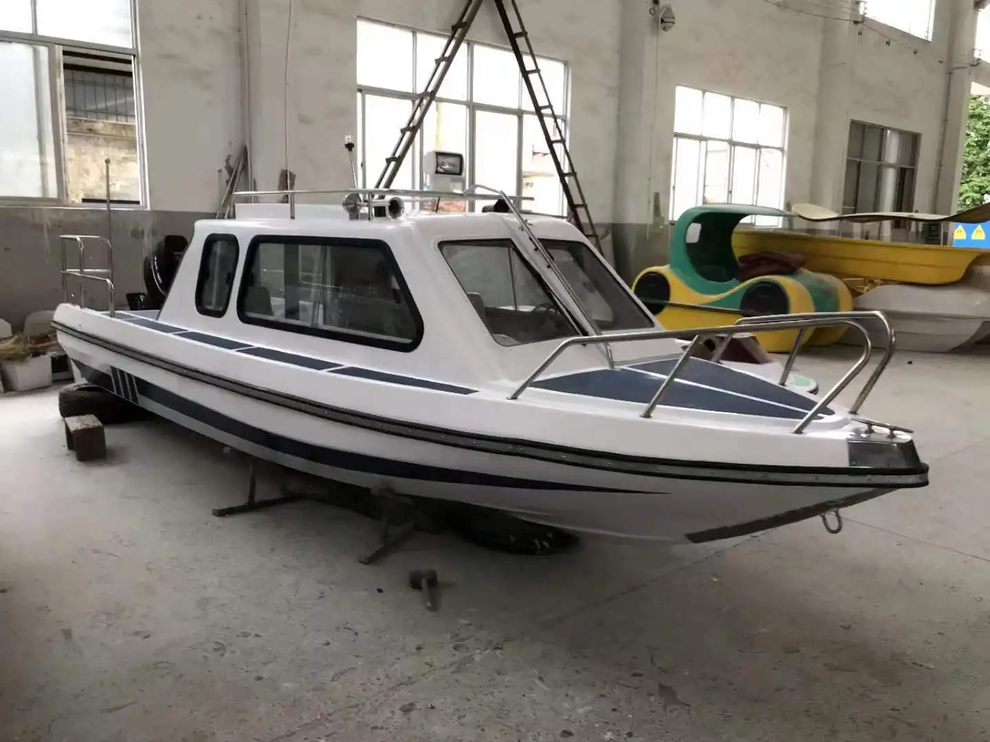 Aluminum Alloy Half Canopy Fishing Boat for Speedboat and Yacht Use