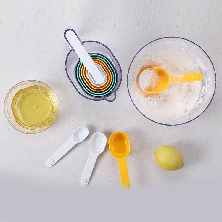 full color cake measuring plastic measure cup and spoon