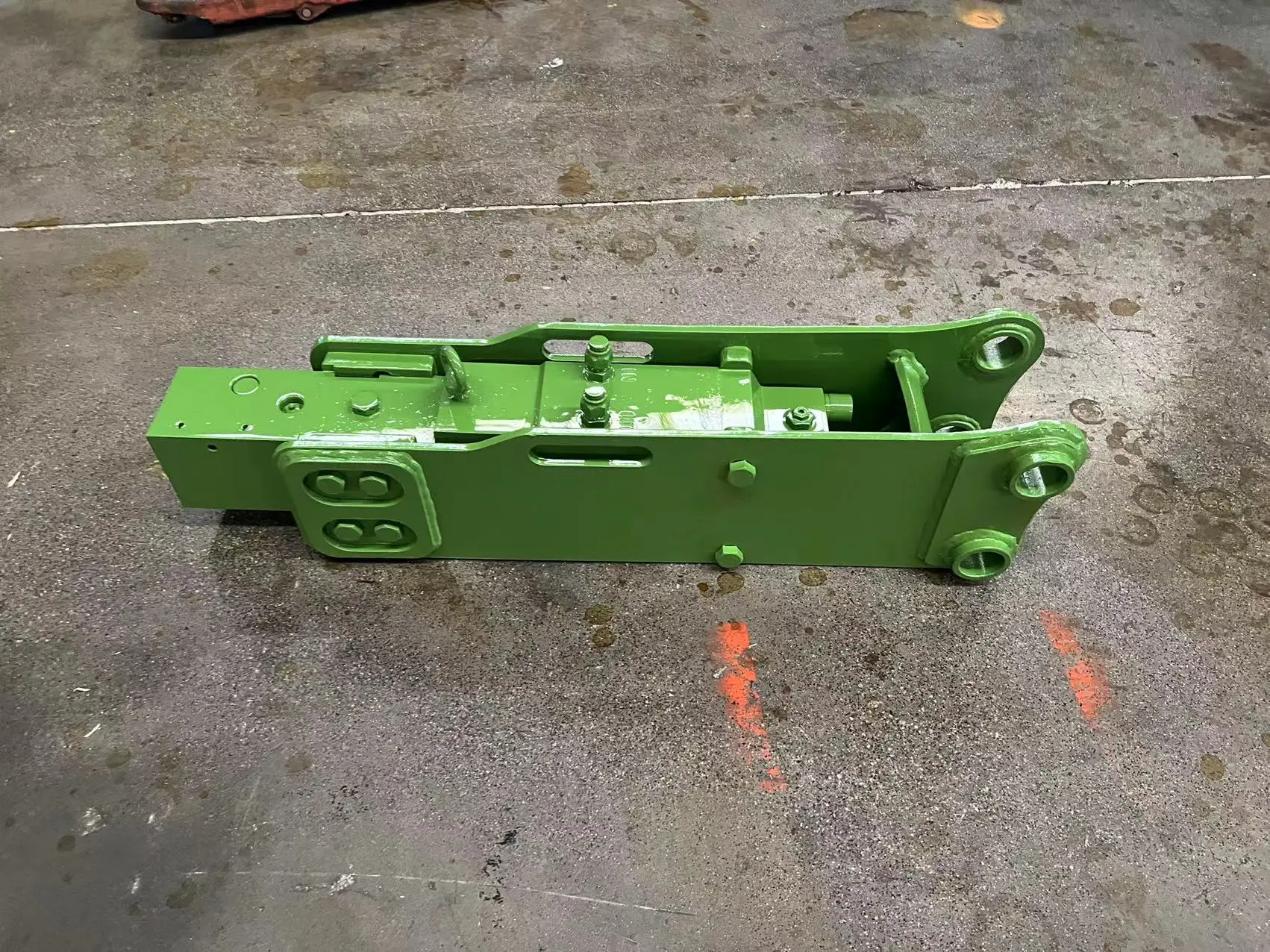 Small excavator, micro excavation uses hydraulic breaker hammer SB10/SB20 for demolition and crushingStrong blow