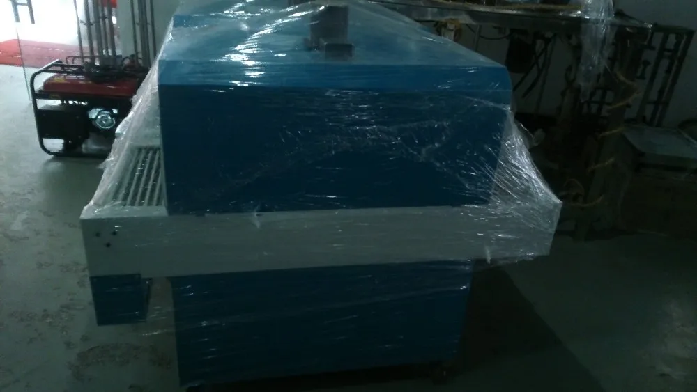 Hot-selling desktop shrink film packaging machine is widely used in food  cosmetics and beverages