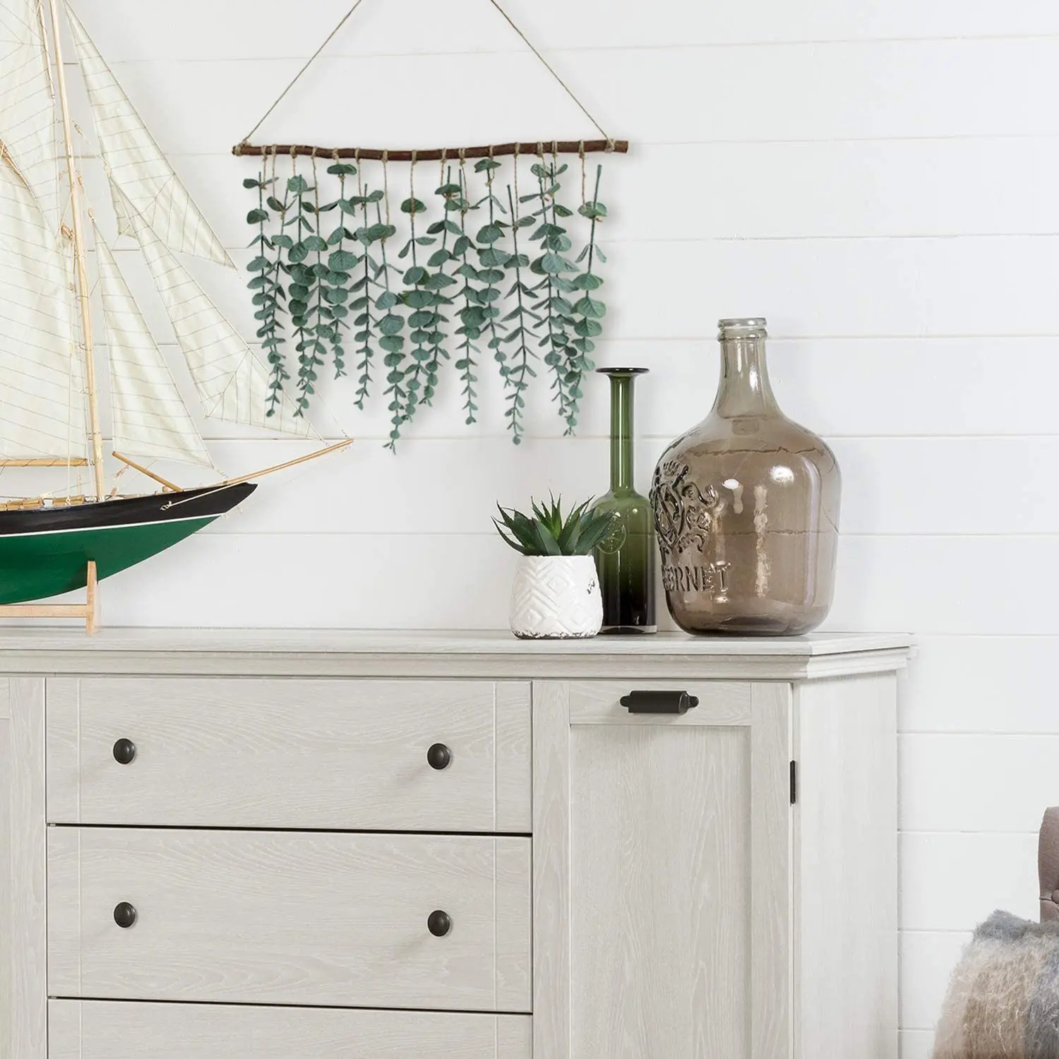 Wall Home Decor Greenery Eucalyptus Vines Hanging Plants with Wooden Stick Artificial Eucalyptus leaves