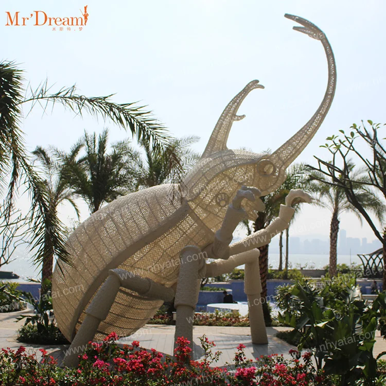 Mr.Dream commercial resort project outdoor weaving rattan wicker animal furniture for garden