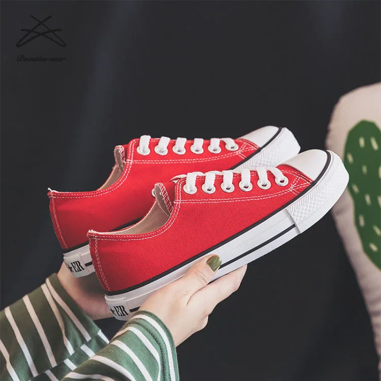 Unisex Men Fashion Sneakers Casual Couples White Classic Womens Canvas Shoes Vulcanize Walking Shoes Custom Casual Man Shoes
