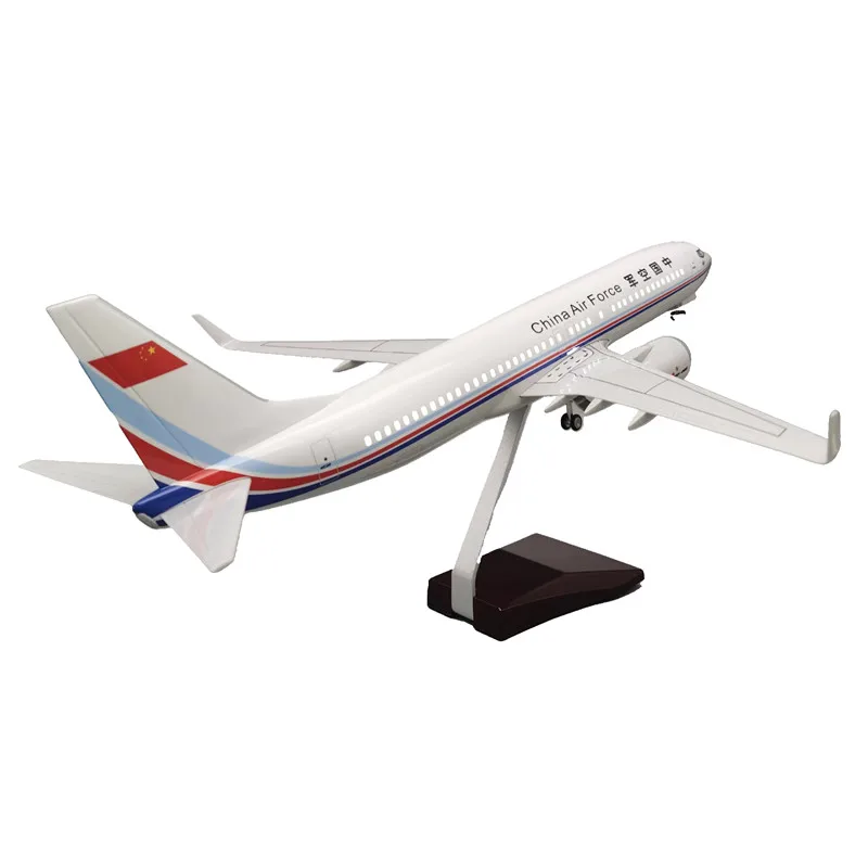 Wholesale Diecast Decorative Model Airplane Scale 1:85 47cm Boeing737-800 China Air Force Model Airplanes with Wheels