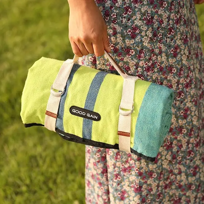 2x2.1m Waterproof Pocket Beach Blanket Folding Camping Mat Mattress Portable Lightweight Mat Sand Beach Mat