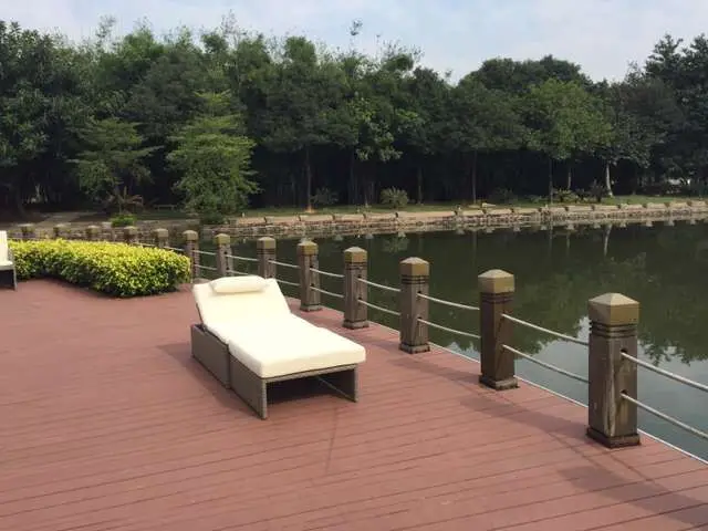 Comfortable Double Chaise Lounge with Canopy Daybed Wicker Two Seat Pool Outdoor Sun Lounger