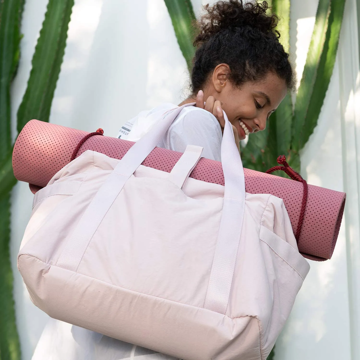 Waterproof Weekender Girls Duffel Bags Tote Custom Sublimation Logo Luggage Travel Pink Duffle Bag for Women