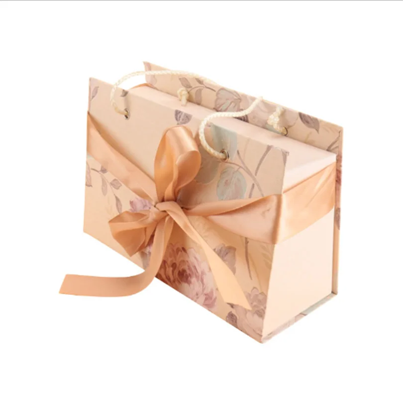 Unique portable hand Cardboard boxes bag for candy&gift&clothes packaging in stock