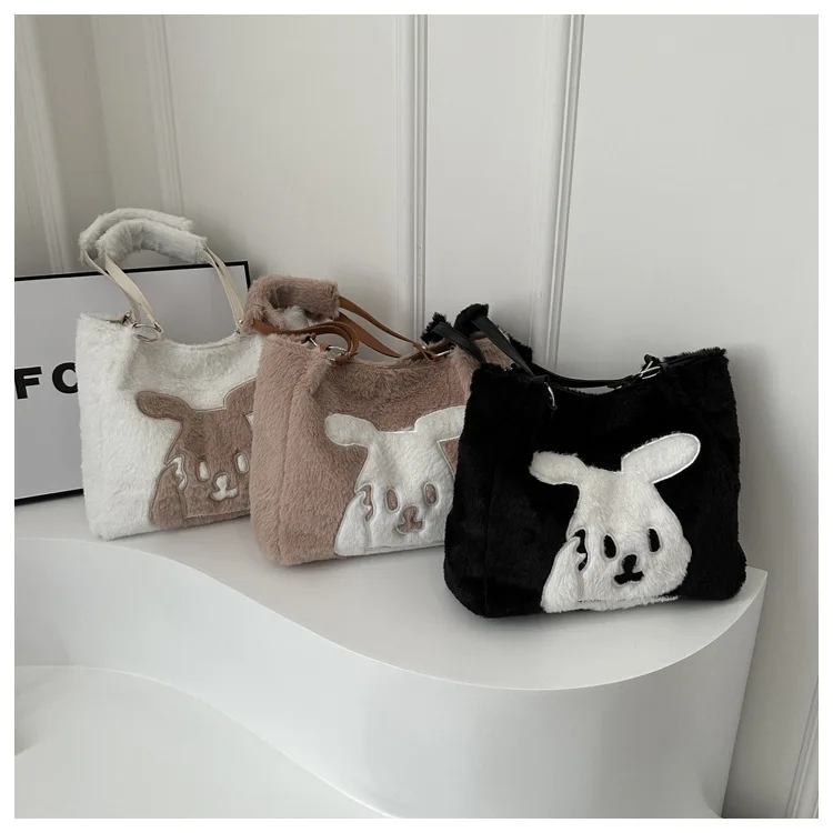 2023 Latest new design cartoon character crossbody shoulder bag Large Capacity plush rabbit handbag
