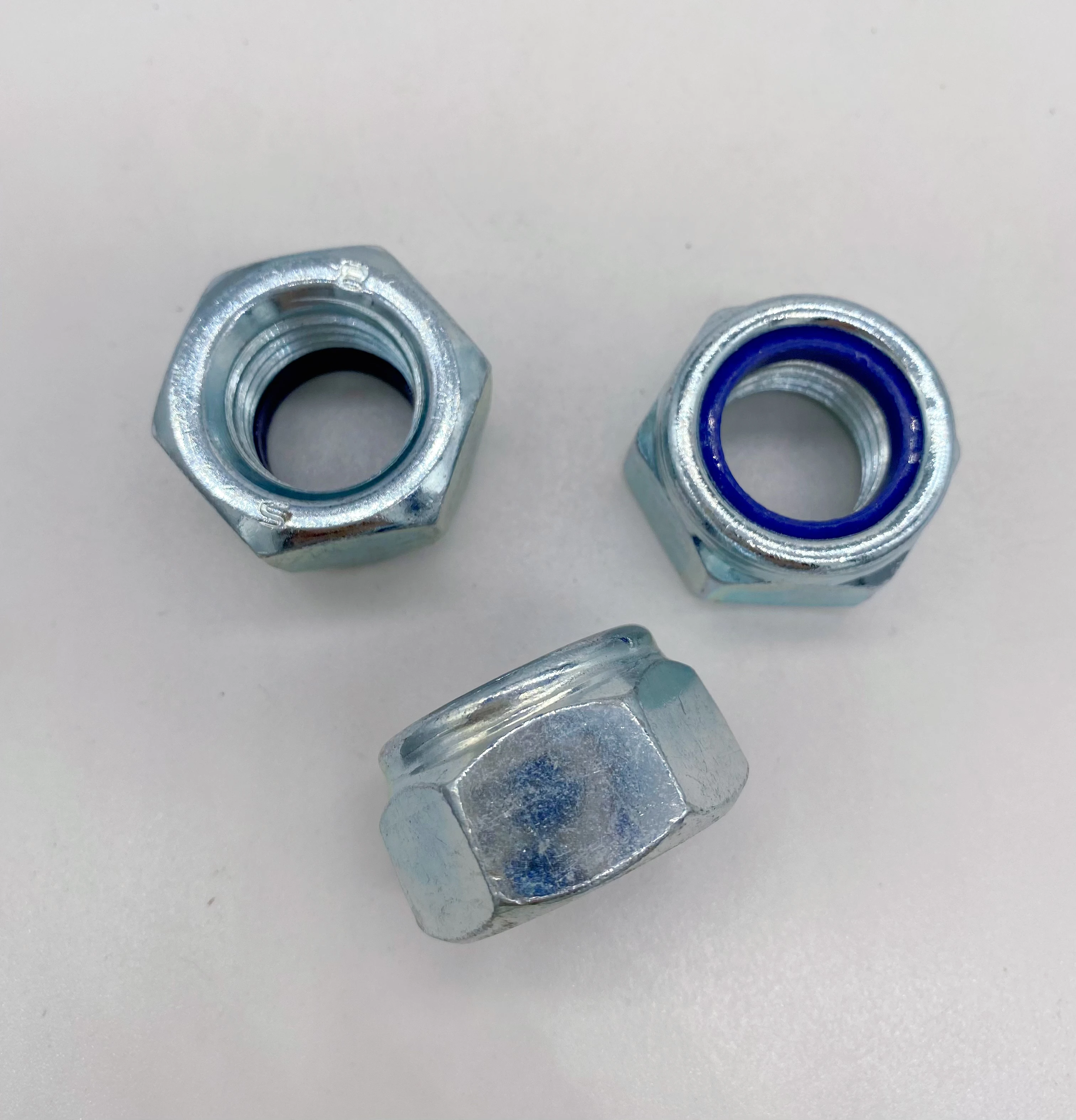 China manufacturer Hot Sale High Quality DIN 985 Hexagon Head Zinc Plated Nylon Insert Lock Nuts