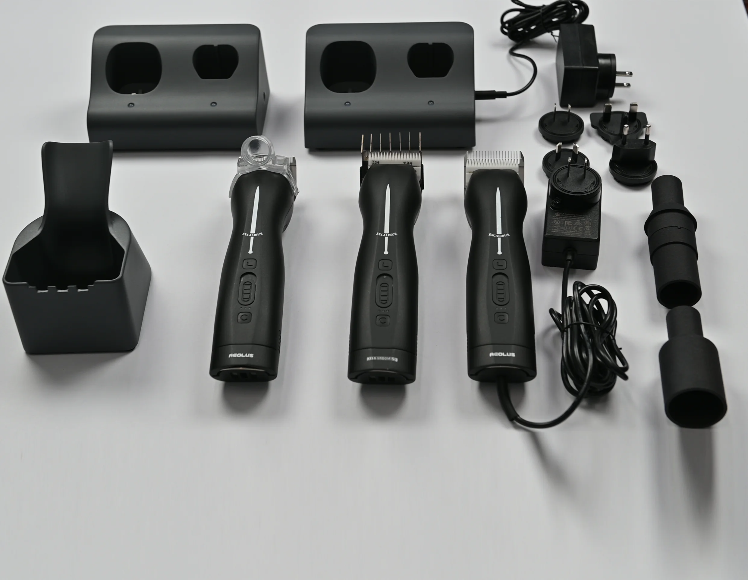 The first A5 Clipperunvei led by KissGrooming Cordless Clipper