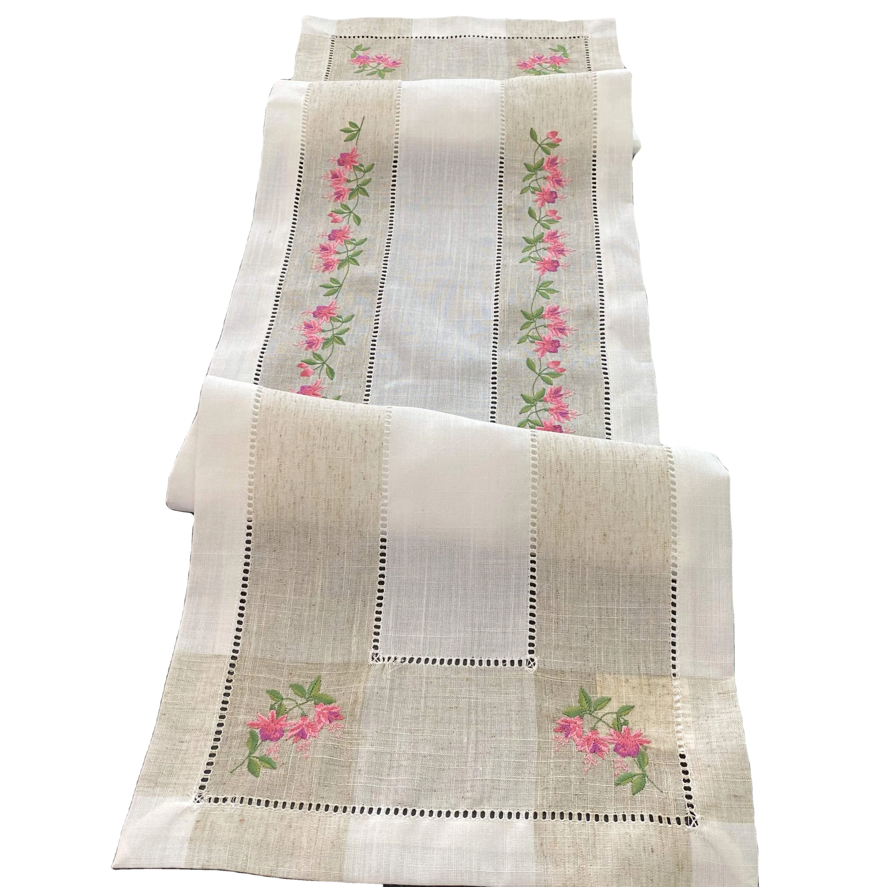 Wholesale embroidery tablecloth table runner